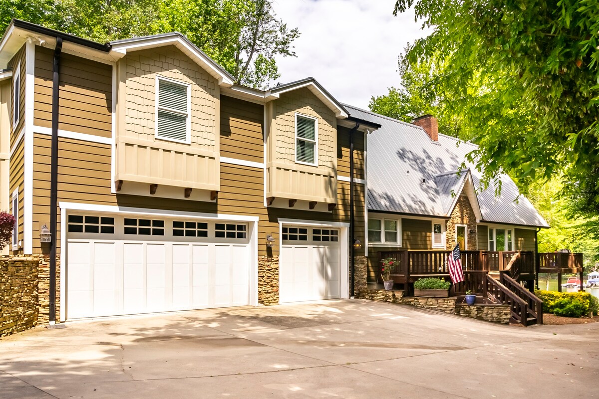 Green Cove Lake House